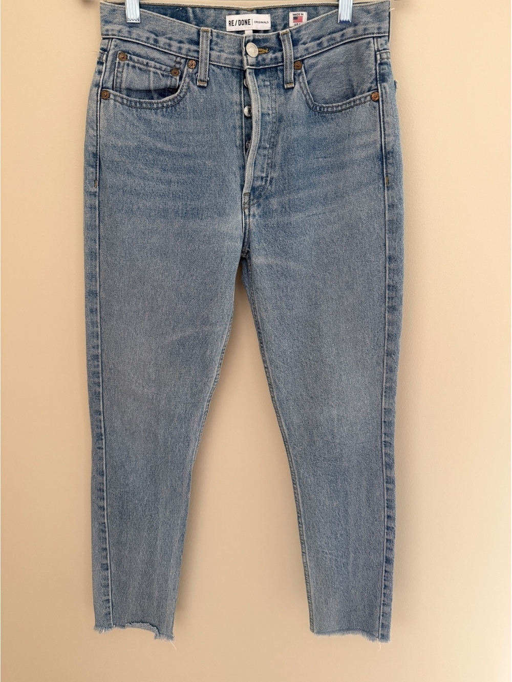 26 Re/Done jeans, hidden button fly